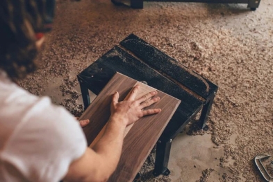 Siêu pin từ vụn gỗ: Công nghệ đột phá giúp tăng tuổi thọ pin lên 10.000 chu kỳ